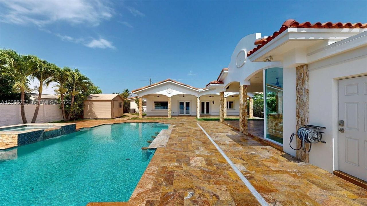 6265 W 10th Ave, Hialeah, FL 33012 Photo