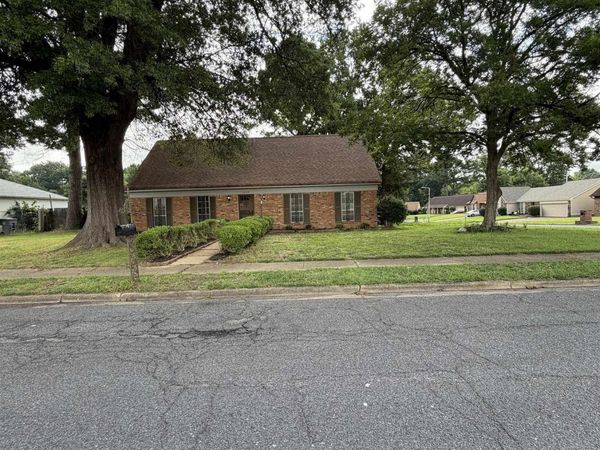 5020 GARDENWOOD DR, Memphis, TN 38116