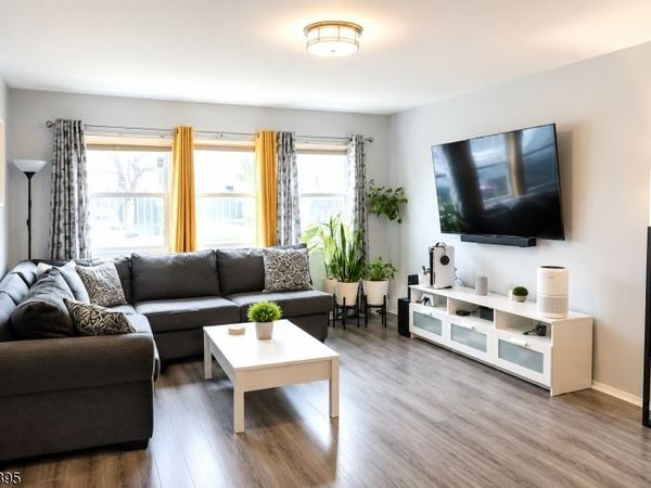 24 Woodedge Ave, Unit 4, Edison, NJ 08817