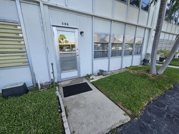 2381 Sunset Avenue, Unit 106, Lake Worth, FL 33461