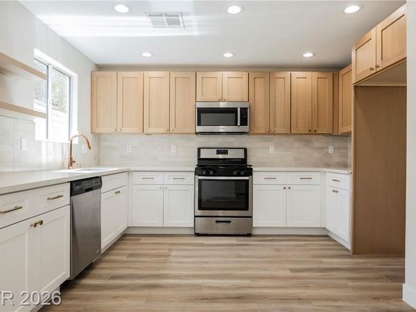 11978 Camden Brook Street , Las Vegas, NV 89183