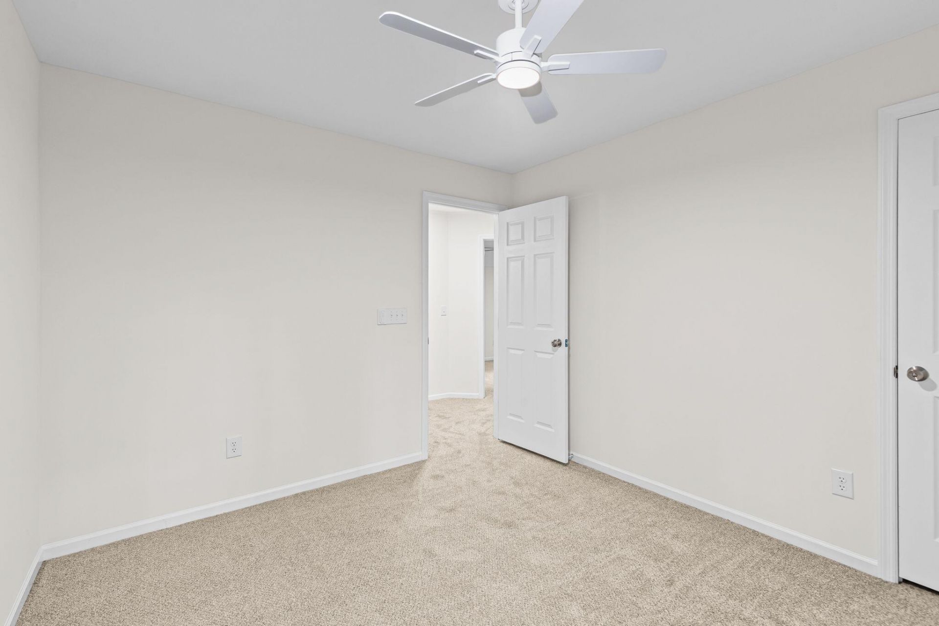 103 Kitridge Point Photo 36