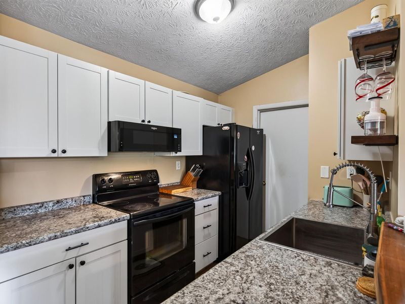 70 Creekwood Drive, Unit 12, Wilder, KY 41071 Photo 12