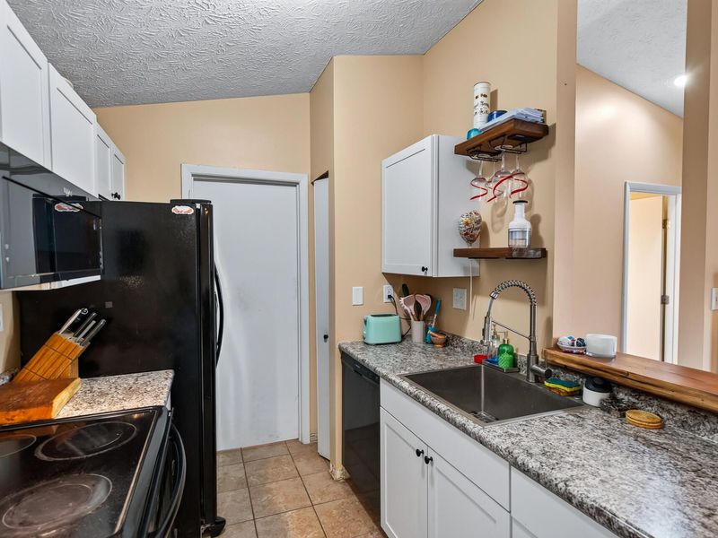 70 Creekwood Drive, Unit 12, Wilder, KY 41071 Photo 13