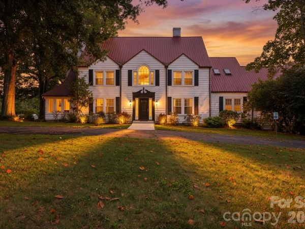 1670 Southwest Boulevard, Newton, NC 28658