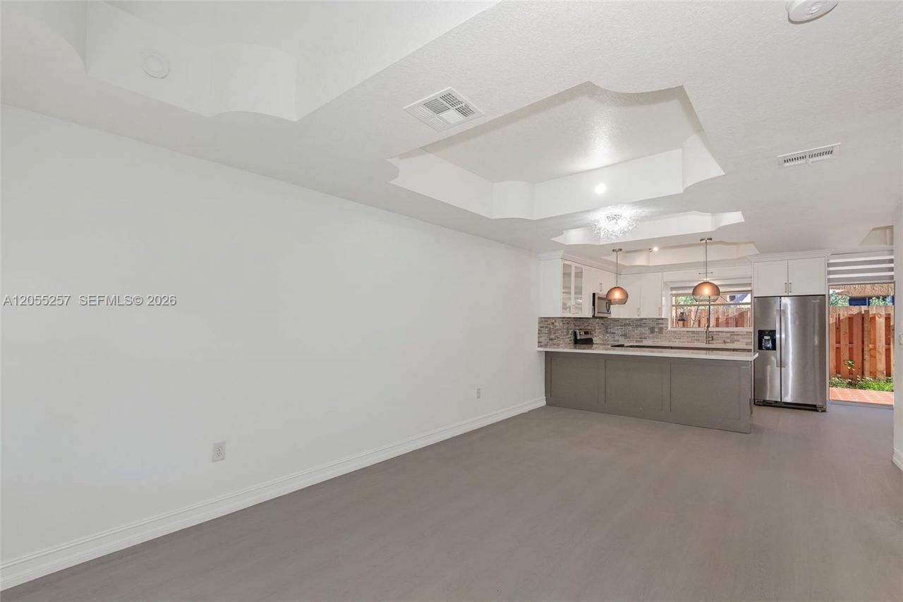 8423 S NW 138th Terrace , Unit 2802, Miami Lakes, FL 33016 Photo