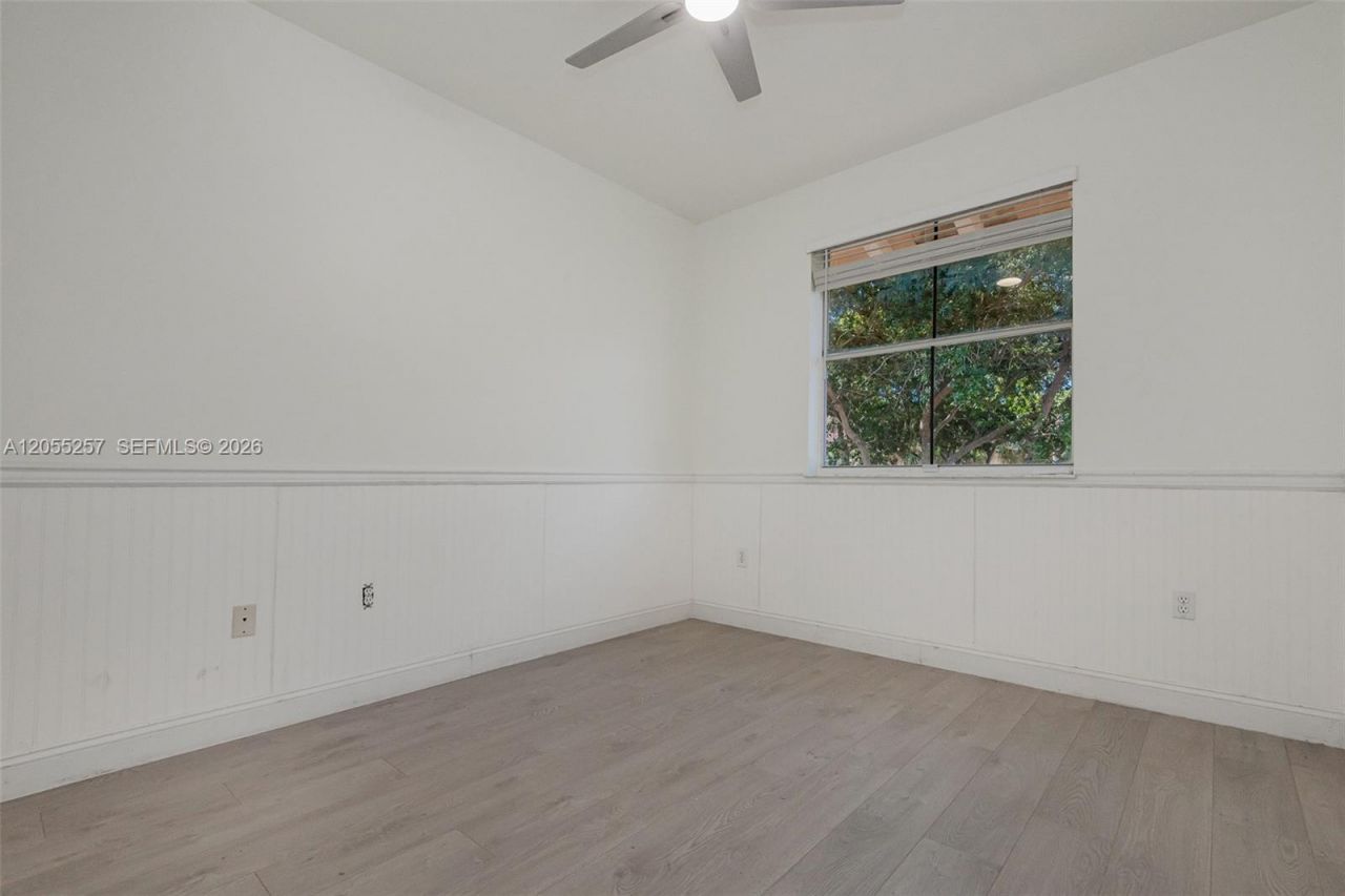 8423 S NW 138th Terrace , Unit 2802, Miami Lakes, FL 33016 Photo