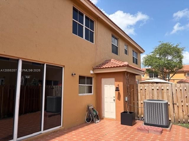 8423 S NW 138th Terrace , Unit 2802, Miami Lakes, FL 33016 Photo