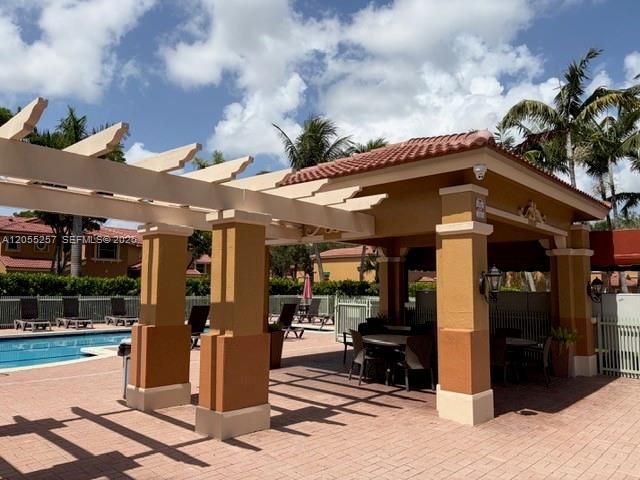 8423 S NW 138th Terrace , Unit 2802, Miami Lakes, FL 33016 Photo
