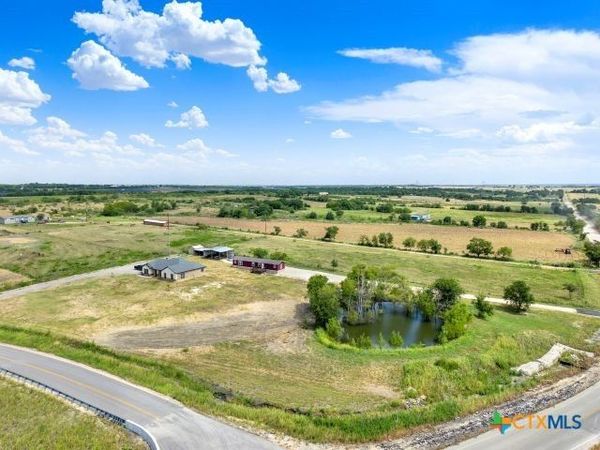 12090 Hunt Hill Road , Rogers, TX 76569