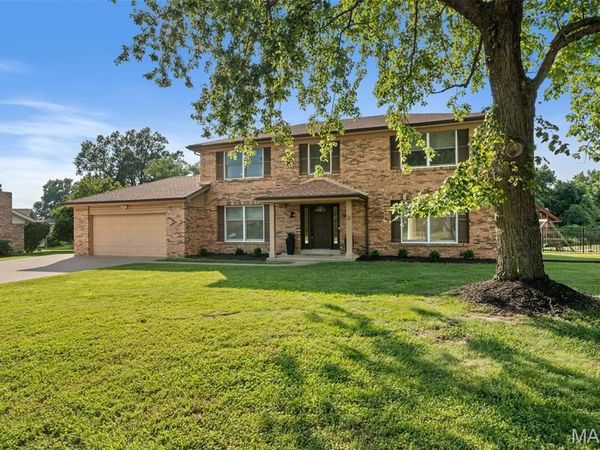 421 Falaise Drive , St Louis, MO 63141