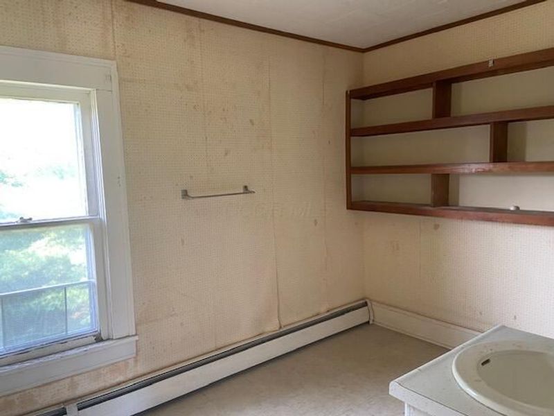 326 N Main Street, New Holland, OH 43145 Photo 4
