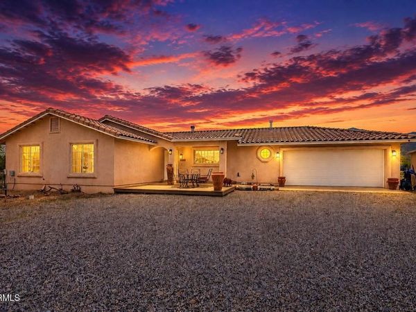 6466 S JAXEL Road, Hereford, AZ 85615