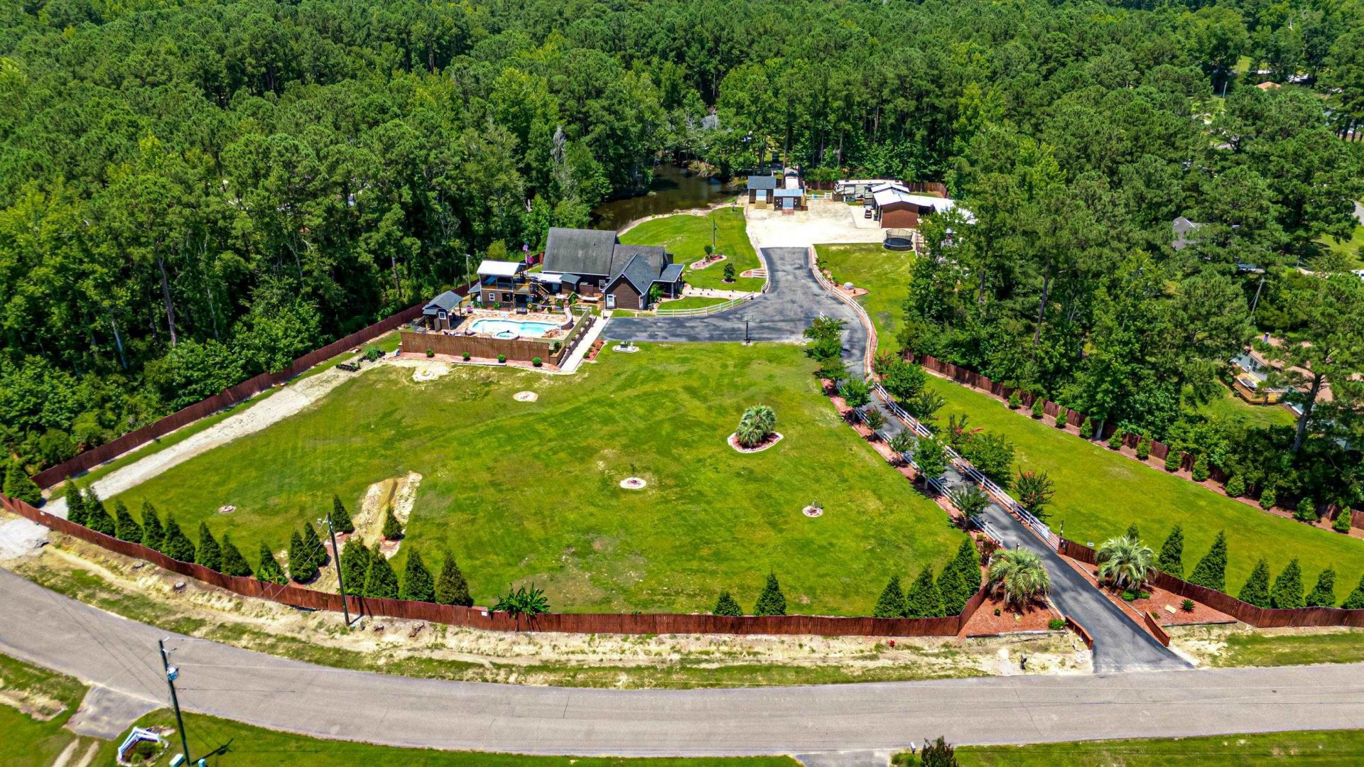 1406 Dusty Ln.  Photo 4