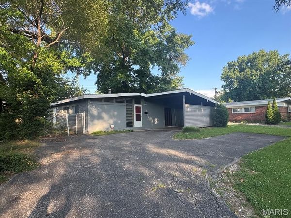 6736 Bitteroot Lane , Berkeley, MO 63134