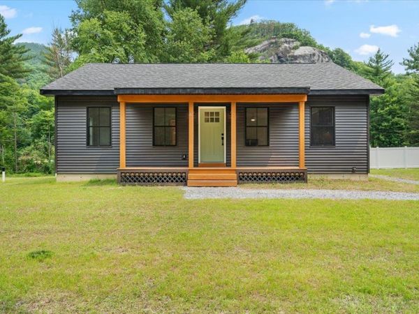 41 Champ Lane, Bolton, VT 05676
