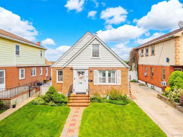 8007 250th Street, Bellerose, NY 11426