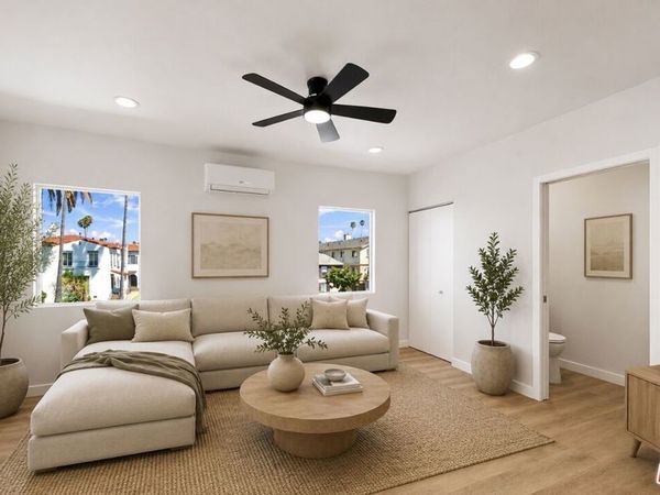 1189 1/2 Crenshaw Boulevard , Los Angeles, CA 90019