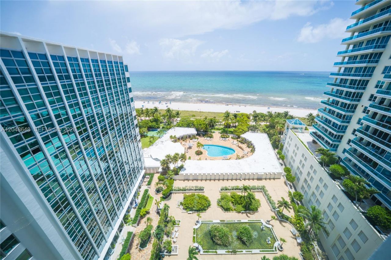 5055 Collins Ave , Unit 14H, Miami Beach, FL 33140 Photo