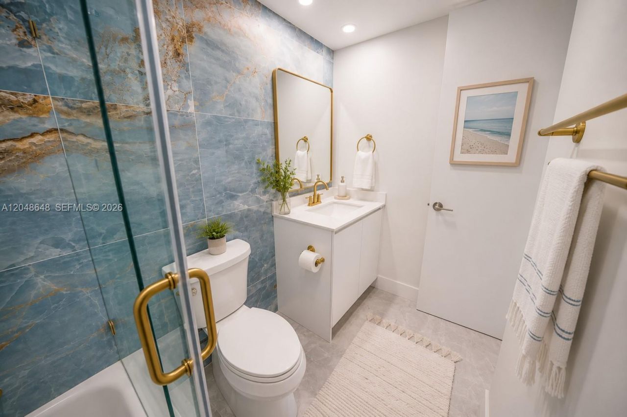 5055 Collins Ave, Unit 14H, Miami Beach, FL 33140 Photo