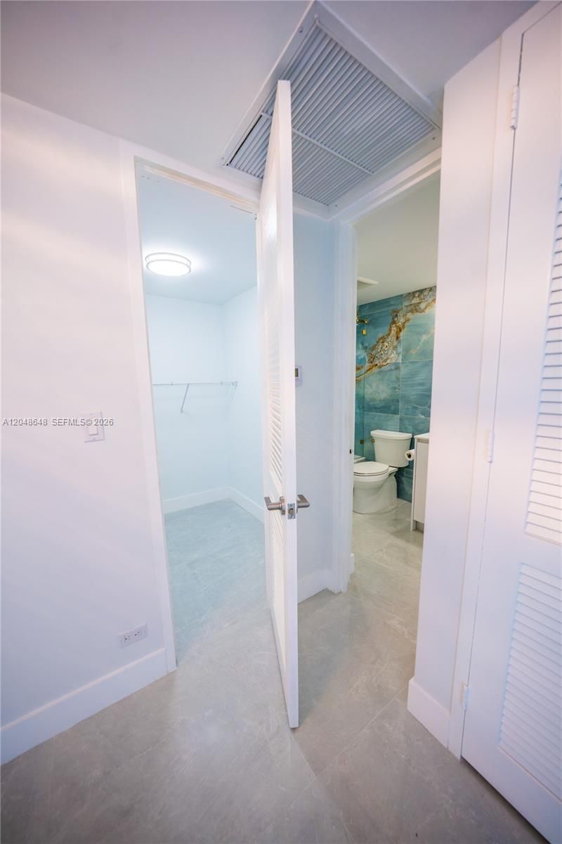 5055 Collins Ave , Unit 14H, Miami Beach, FL 33140 Photo