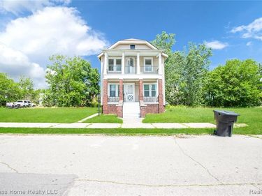 13484 Maine Street, Detroit, MI 48212