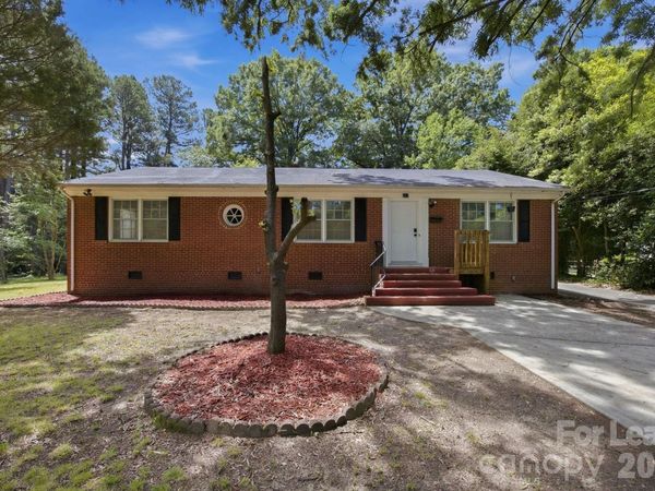 631 Townsend Avenue , Gastonia, NC 28052