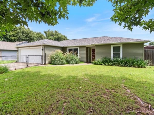 1375 Justin Court , Siloam Springs, AR 72761