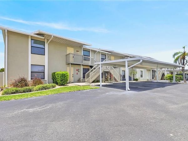 4708 SW 8th PL , Unit 201, CAPE CORAL, FL 33914