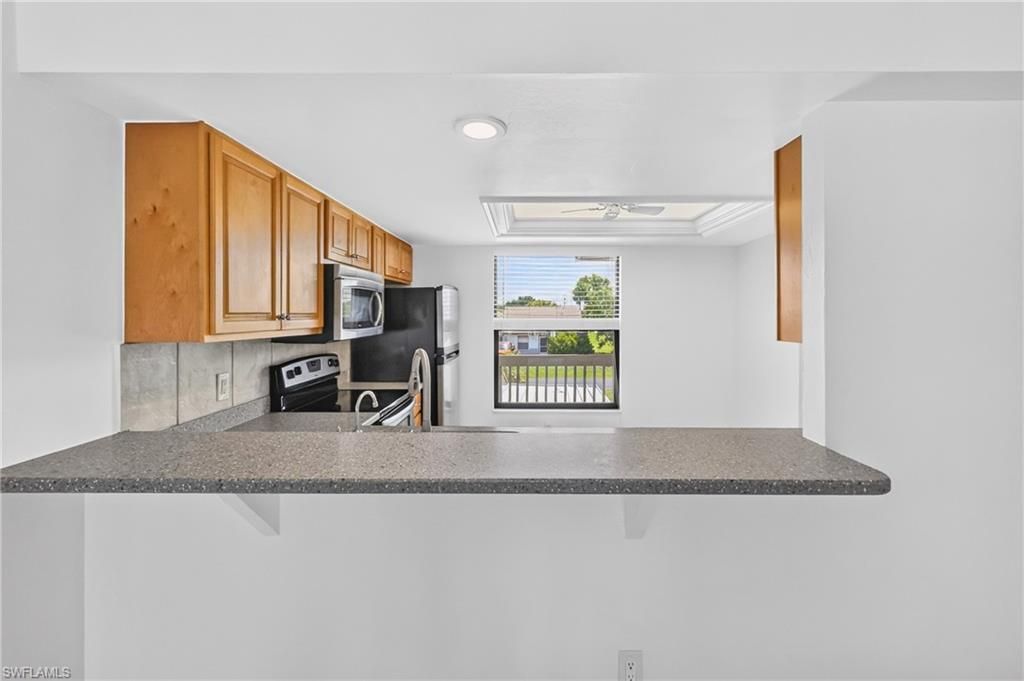 4708 SW 8th Pl , Unit 201, Cape Coral, FL 33914 Photo