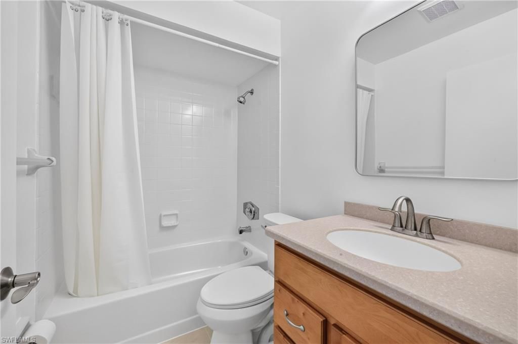 4708 SW 8th Pl , Unit 201, Cape Coral, FL 33914 Photo