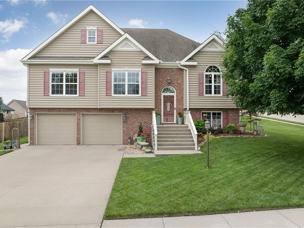 5602 Long View Drive, St Joseph, MO 64503