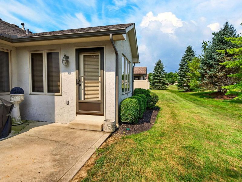 4762 Briargrove Drive, Groveport, OH 43125 Photo 11