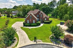 109 Sommerford Court  photo 4