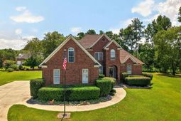 109 Sommerford Court  photo 4