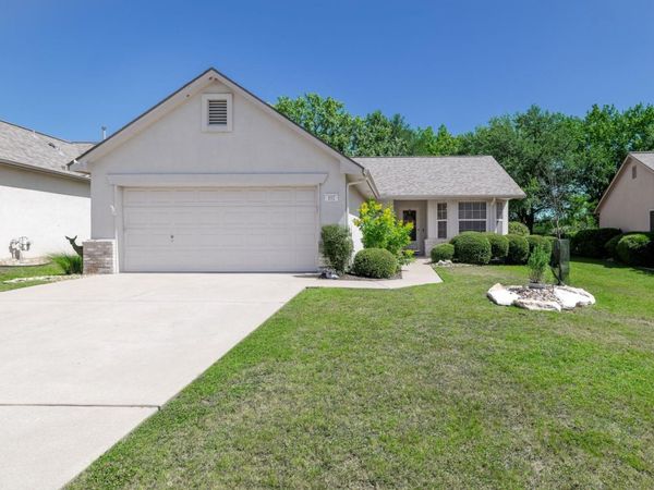 102 Whitewing WAY, Georgetown, TX 78633