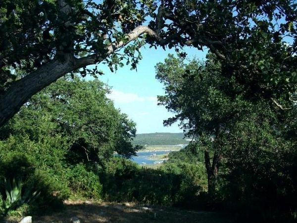 18201 Gregg Bluff RD , Jonestown, TX 78645