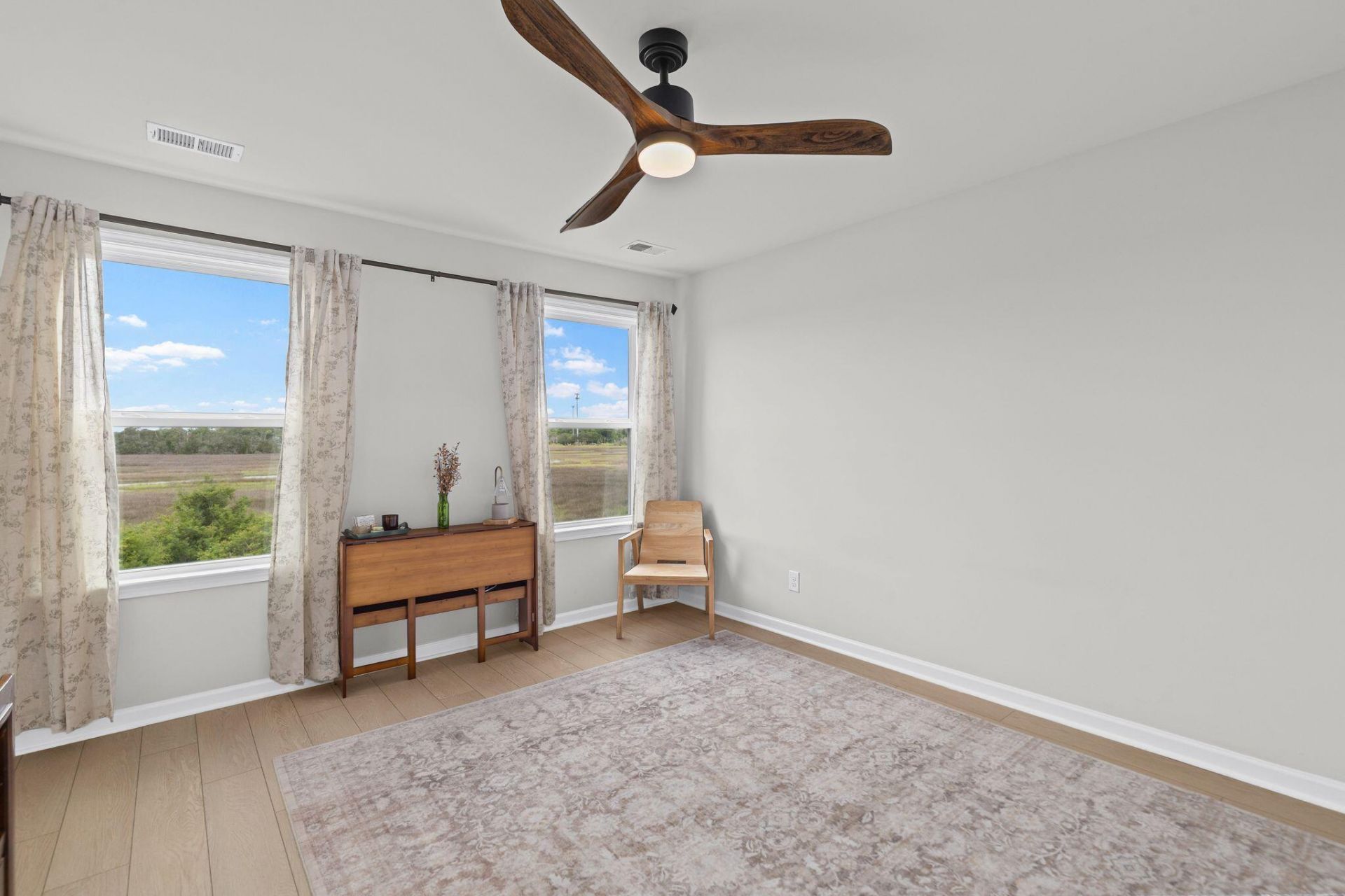191 Winding River Drive Photo 18
