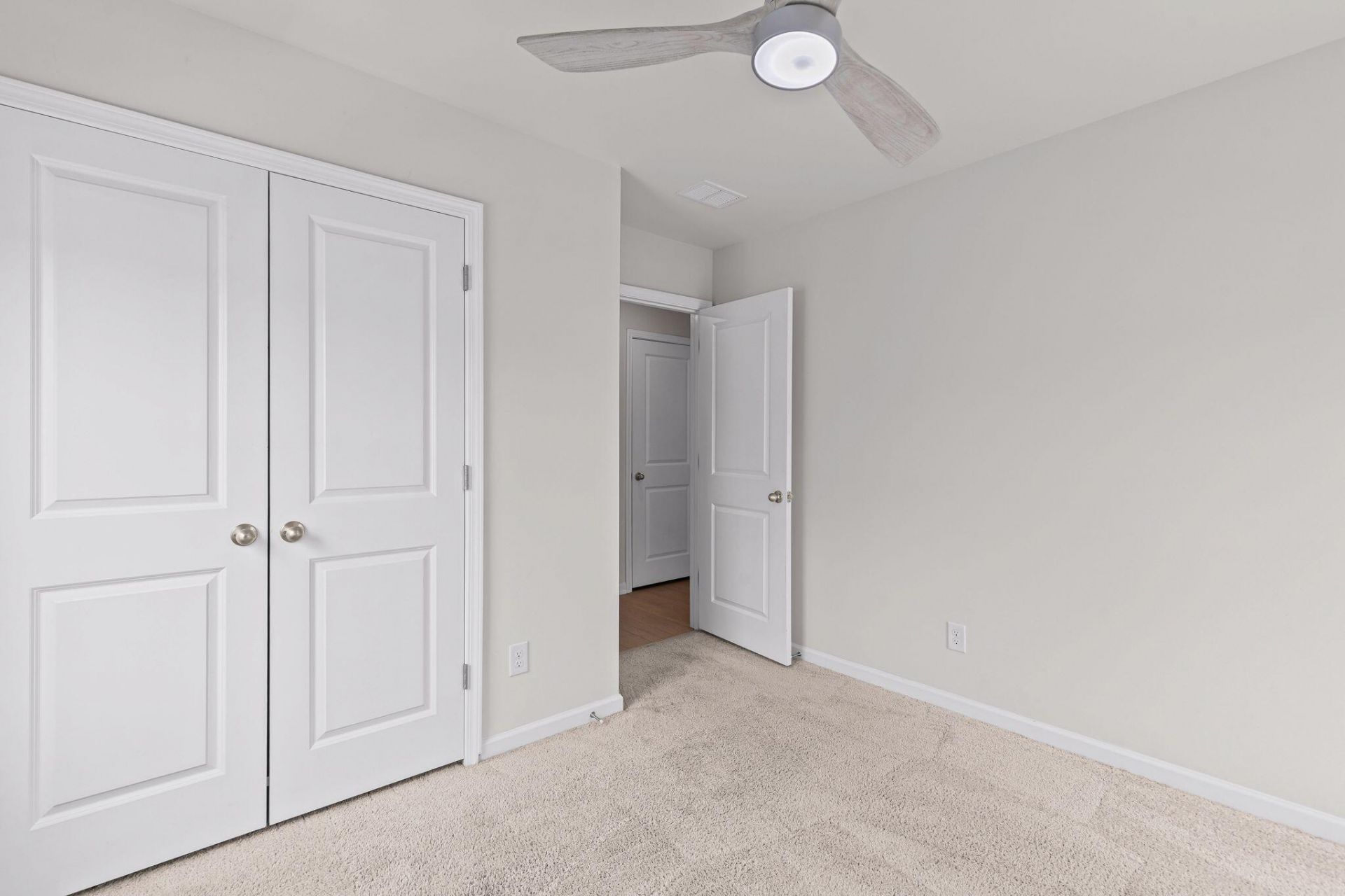 191 Winding River Drive Photo 24