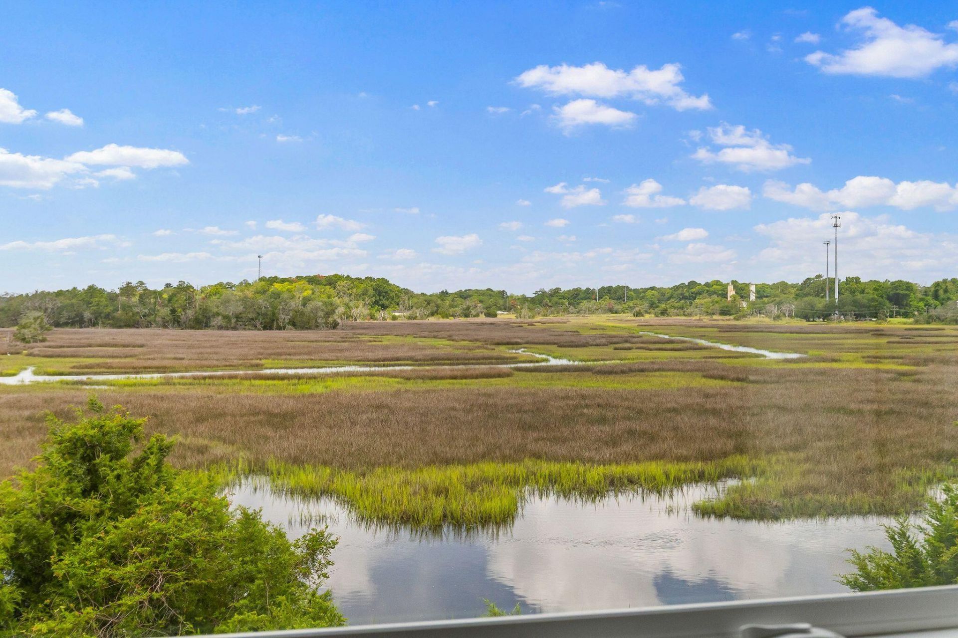 191 Winding River Drive Photo 4