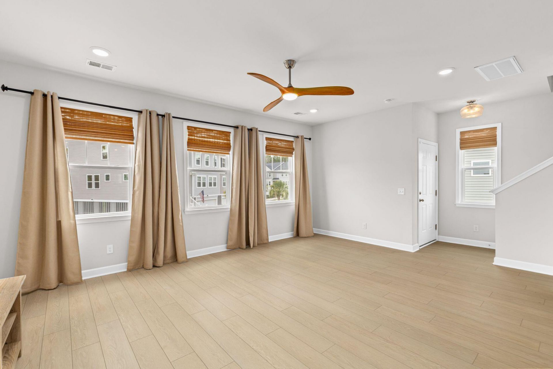 191 Winding River Drive Photo 5