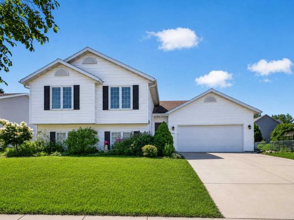 5240 Lexington Place NW, Rochester, MN 55901