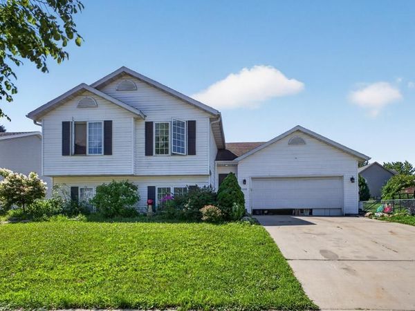 5240 Lexington Place NW, Rochester, MN 55901