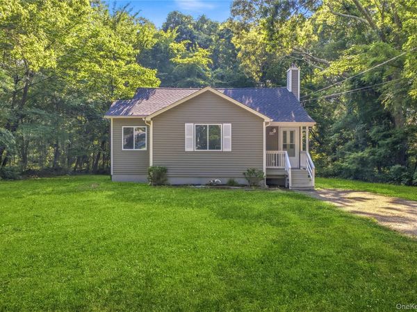 114 Wilson Avenue , Medford, NY 11763
