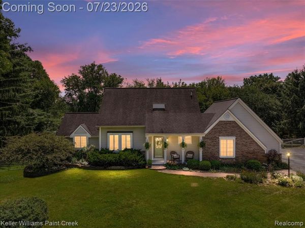 2611 Quail Run Street, Oakland Twp, MI 48306