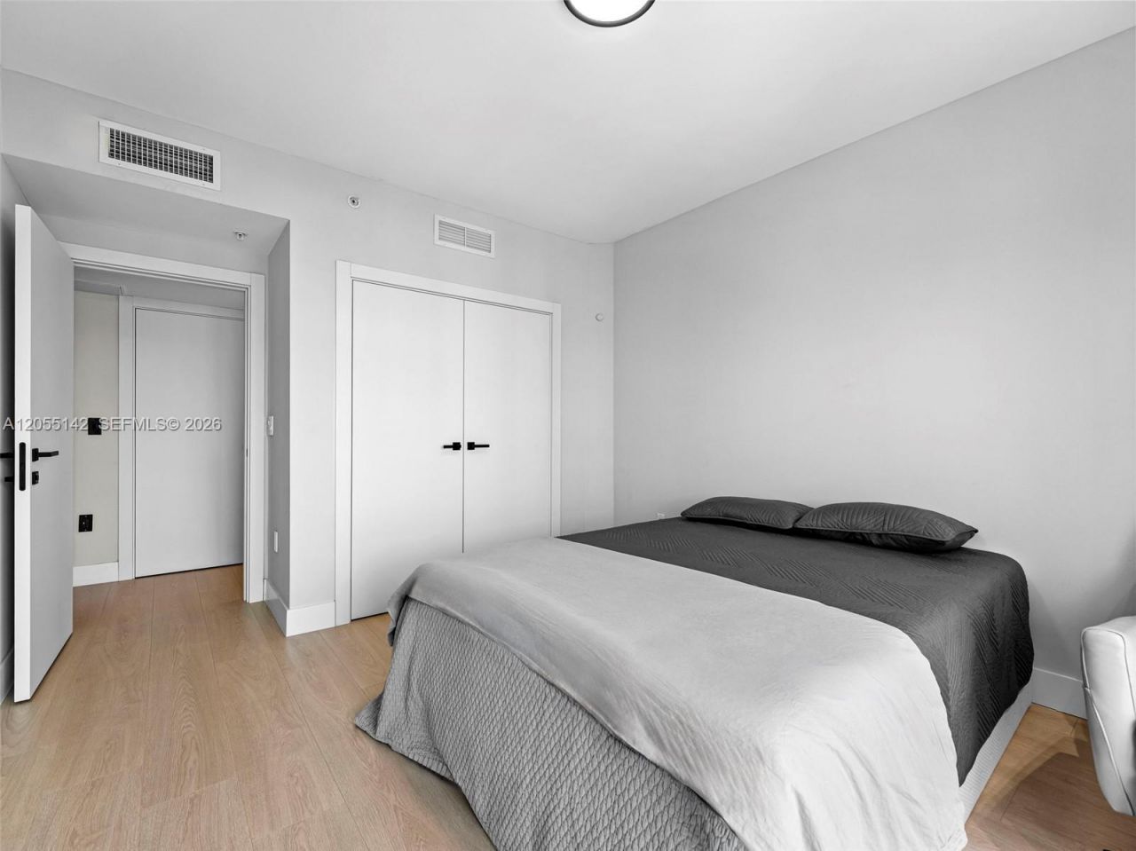 19400 Turnberry Way , Unit 1911, Aventura, FL 33180 Photo