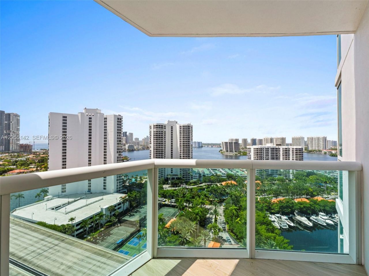 19400 Turnberry Way , Unit 1911, Aventura, FL 33180 Photo