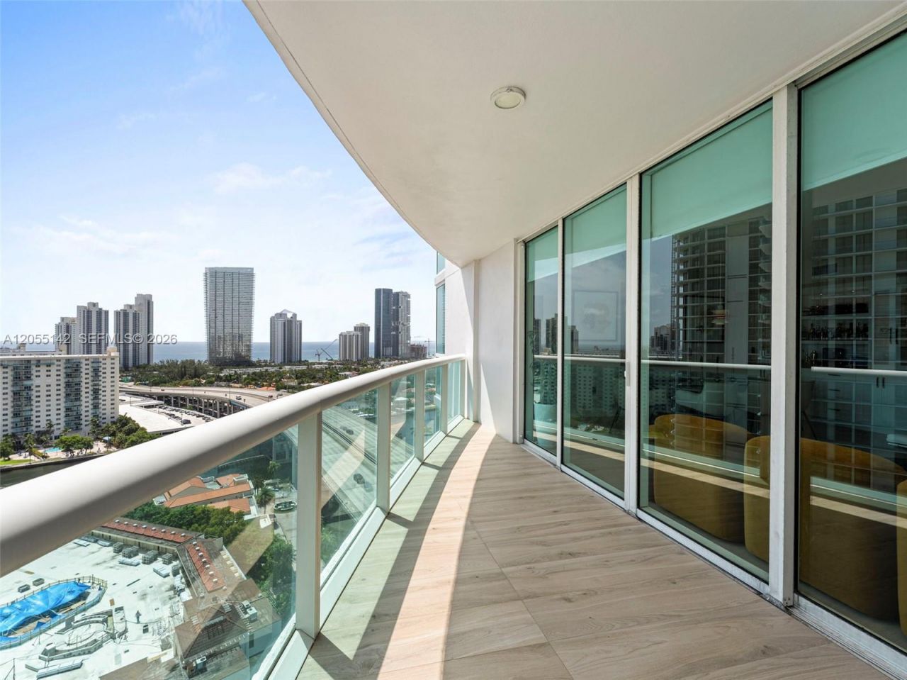 19400 Turnberry Way , Unit 1911, Aventura, FL 33180 Photo