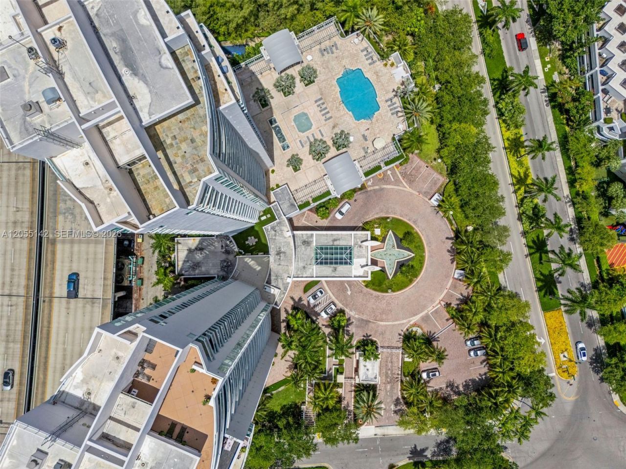 19400 Turnberry Way , Unit 1911, Aventura, FL 33180 Photo