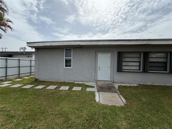 26162 SW 123rd Pl , Unit Rear, Homestead, FL 33032